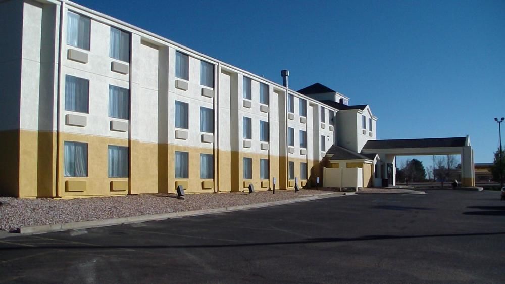 Baymont By Wyndham Fort Collins Exterior foto