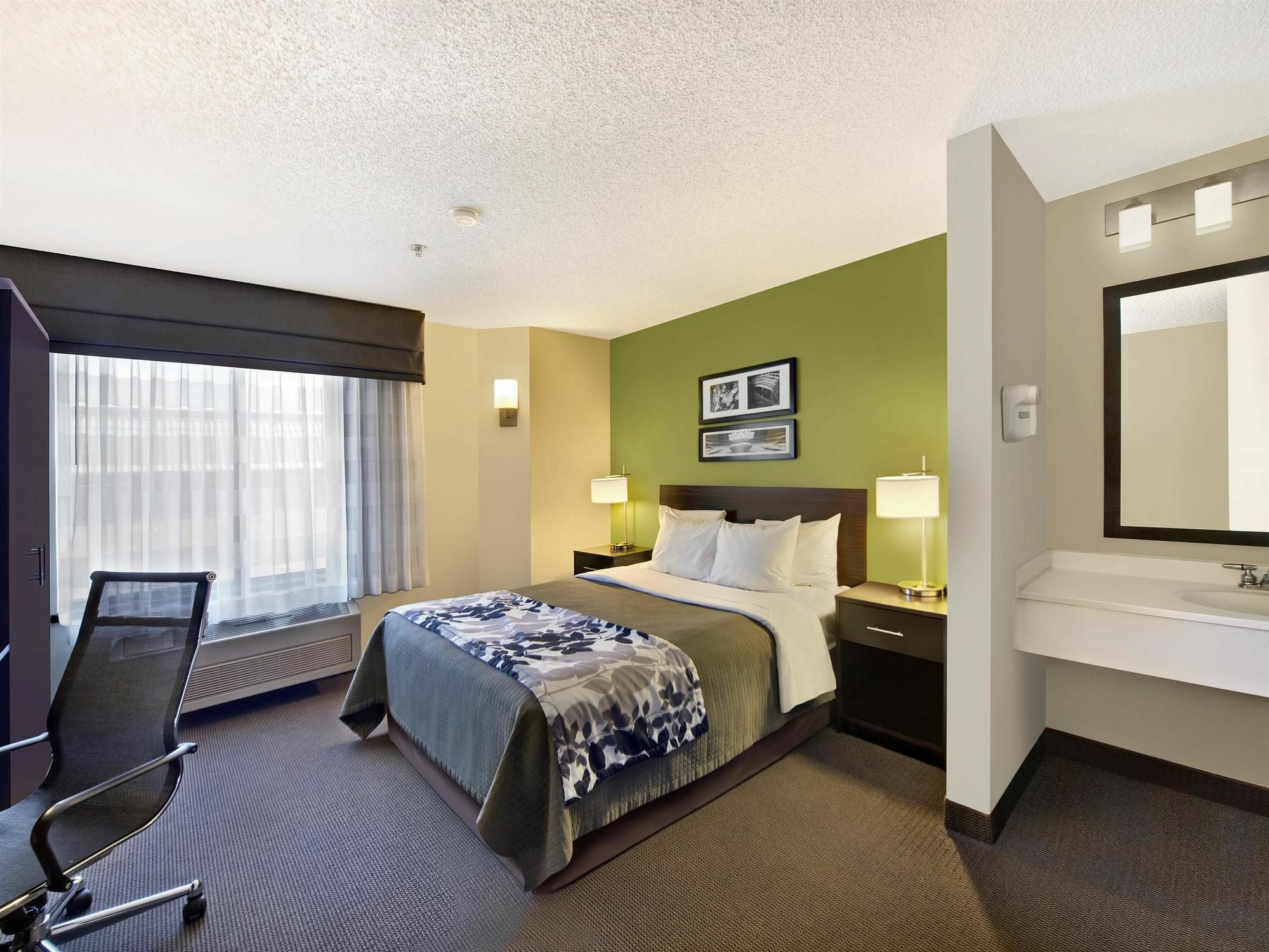 Baymont By Wyndham Fort Collins Exterior foto